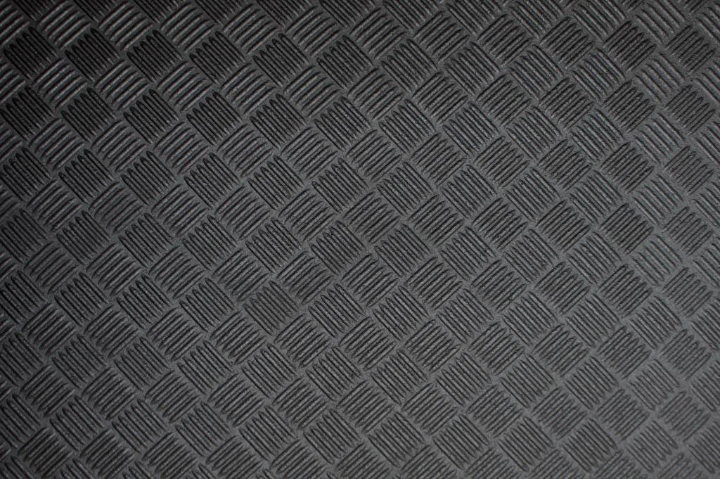 122-043-7321.1 – LEGEND FLEET Cargo Area Liner, Black Direct Fit Flat Edges Rubber Non-Skid 1 Piece